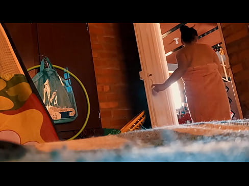 ❤️ Amalume amandisatira ku shower, amandijomba ndikusamba. Zolaula pa ny.porn33.top  ❌️❤